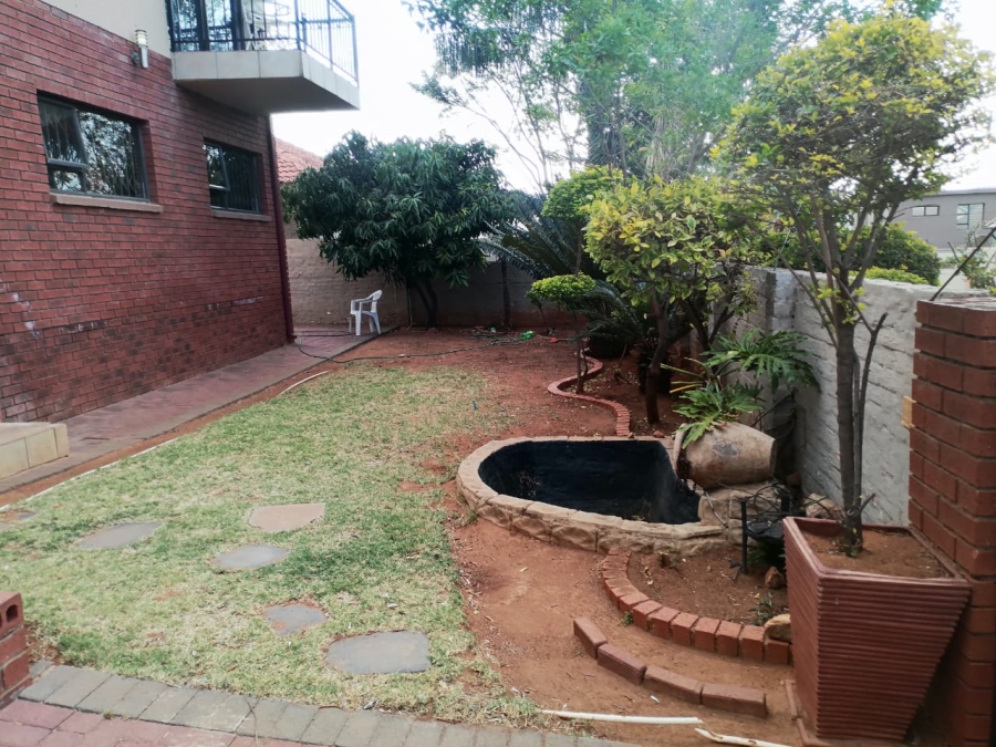 4 Bedroom Property for Sale in Safari Gardens North West